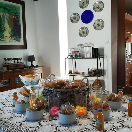 Bed & Breakfast Charme Natural Alberobello